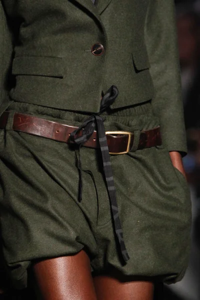 Look 27